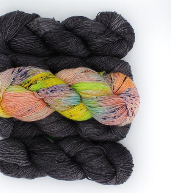 Caitlin Hunter Zweig Knitting Kit