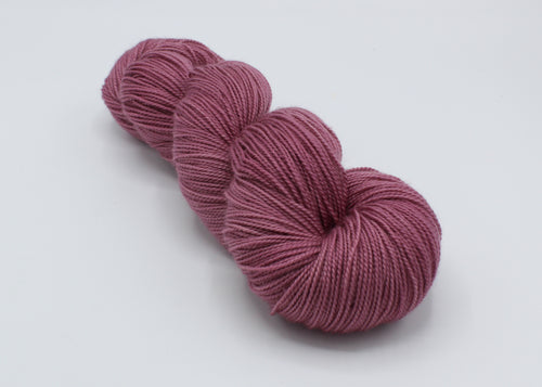 On The Mauve - Baah Yarn Shasta